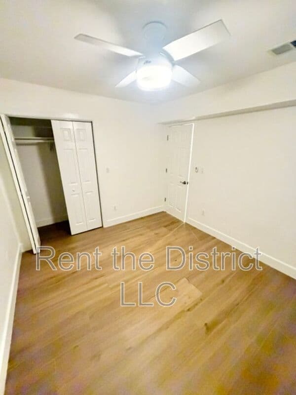 Washington Condo: 605B Kenyon St NW