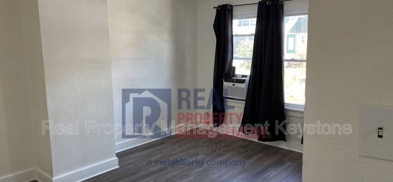 Pittsburgh House: 408 Alice Street