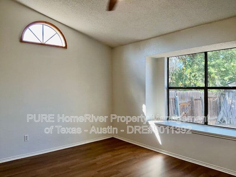 Cedar Park House: 3002 Cottonweed Trl