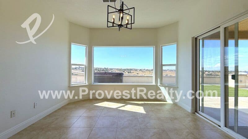 Hesperia House: 7146 Amanda Way