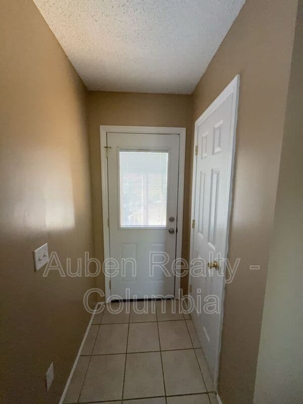 Cayce House: 1516 Axtell Dr
