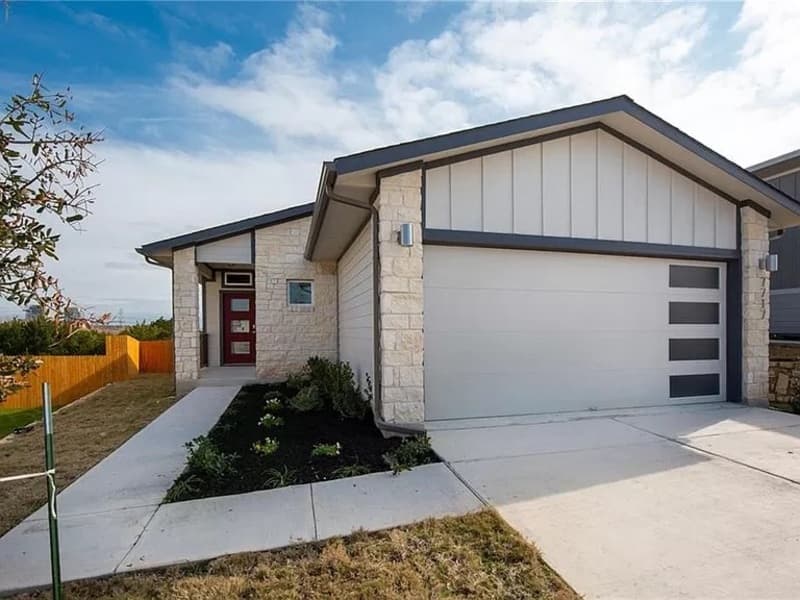 Austin House: 7717 Lowenfield Dr