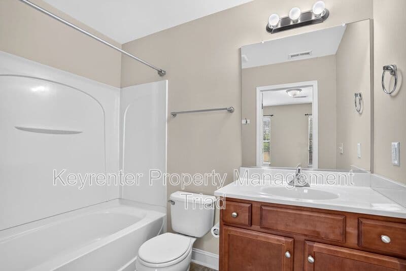 High Point House: 3779 Shadow Ridge Drive