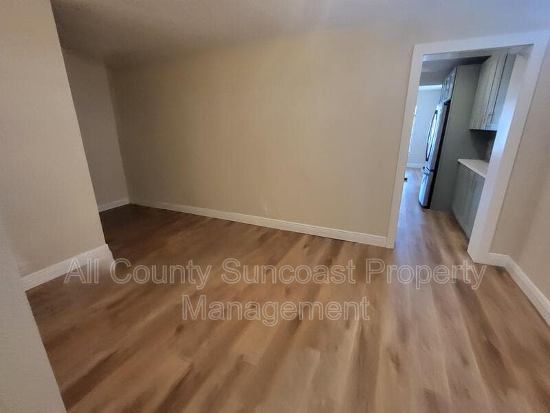 St.Petersburg House: 2444 14th Ave S
