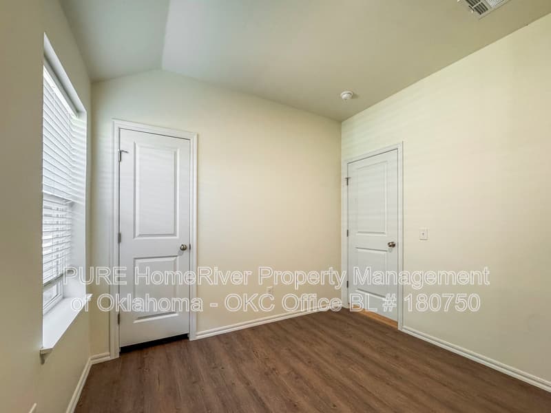 Oklahoma City Condo: 11423 University Dr