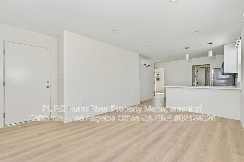 Torrance House: 1536 West 205th Street