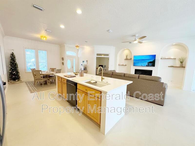 Destin House: 181 Kel-Wen Circle