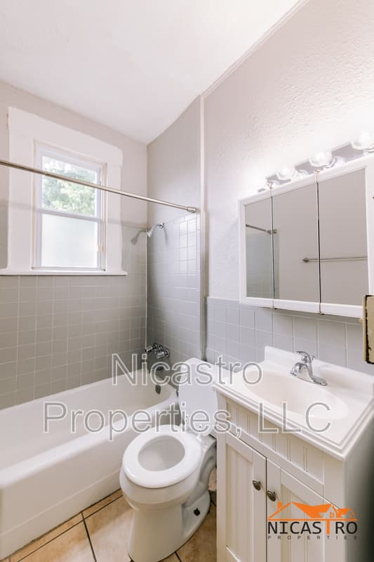 Columbus Condo: 136 E 11th Avenue