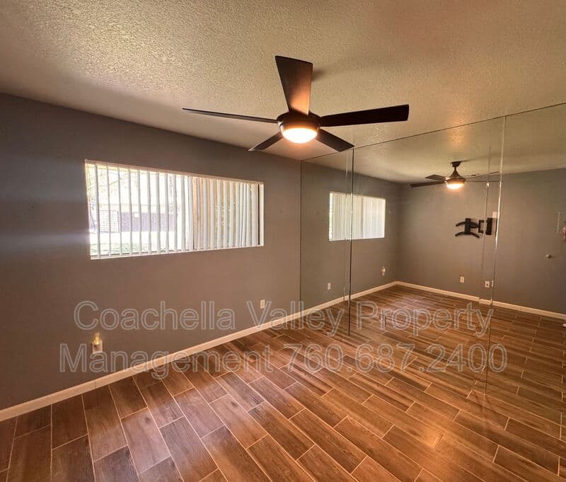 Palm Springs House: 685 N Ashurst Ct