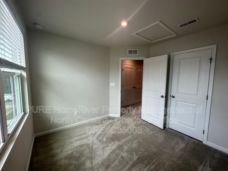 Charlotte House: 2019 Langer St