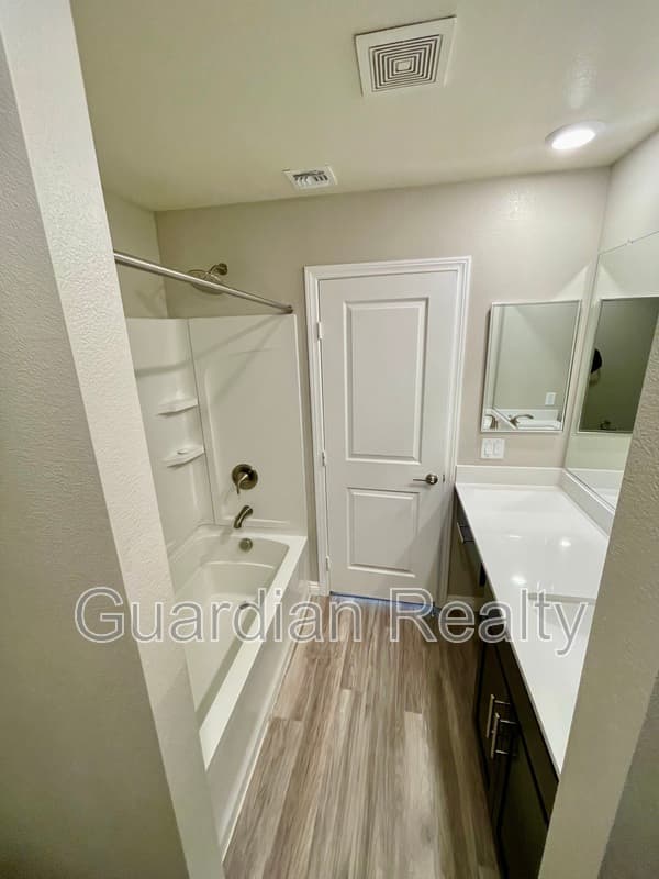 Henderson Townhome: 3189 Brynley Ave