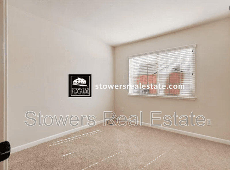 Livermore House: 5461 Arlene Way