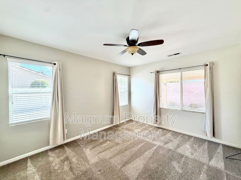 Menifee House: 33205 Gypsum St