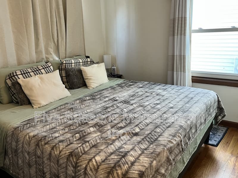 Burlington Condo: 358-360 North Winooski Avenue - 1