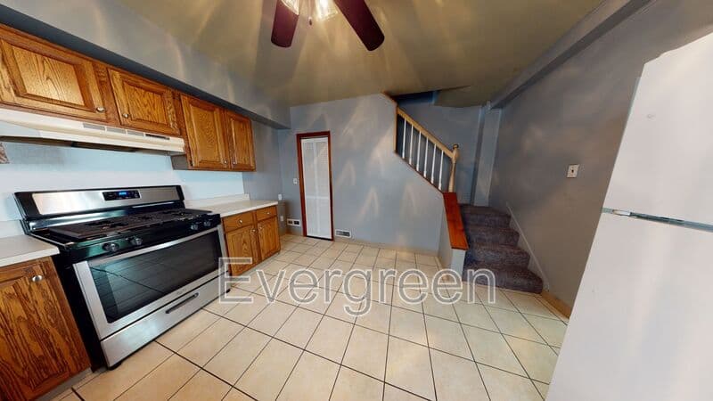 McKees Rocks House: 103 Orchard Street