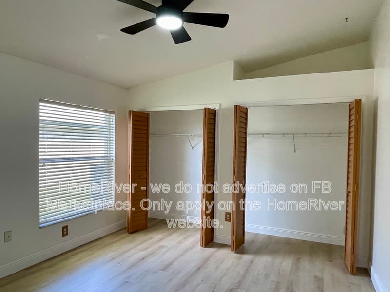 Tampa House: 10014 Cypress Shadow Ave