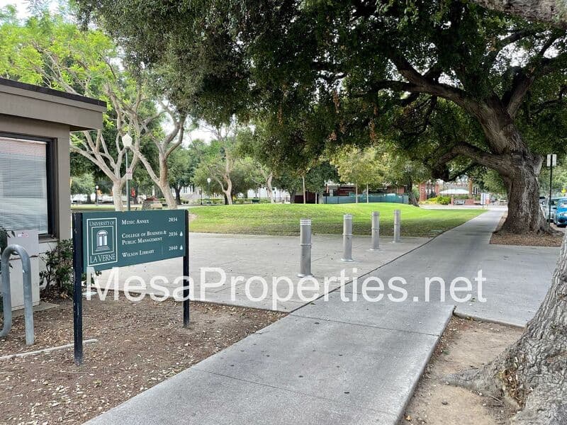 La Verne House: 2704 Park Ave