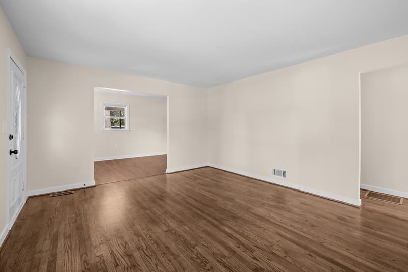 Birmingham House: 1153 Linwood Street
