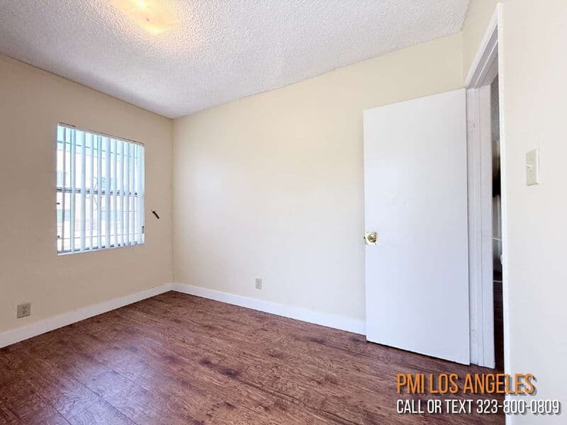 Los Angeles Condo: 1497 West 29th Street