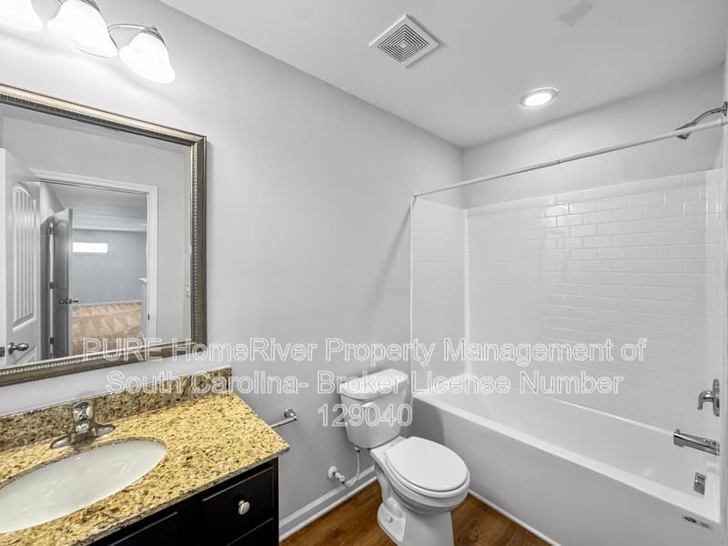 Sumter House: 355 Niblick Dr