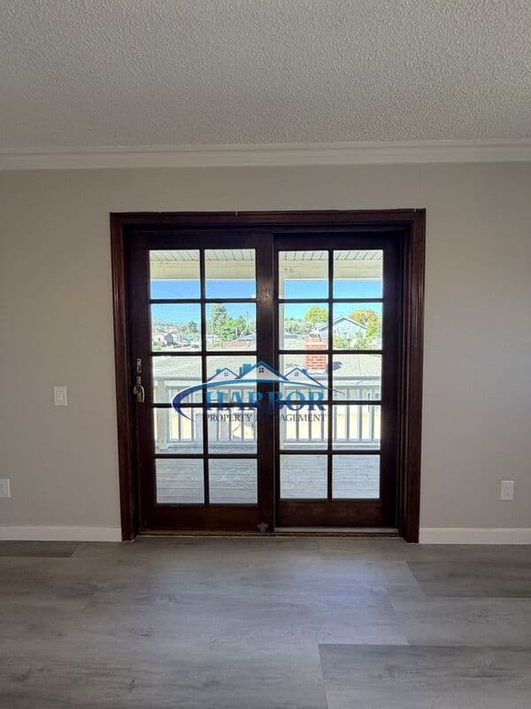 Lomita House: 1839 West 256th Street