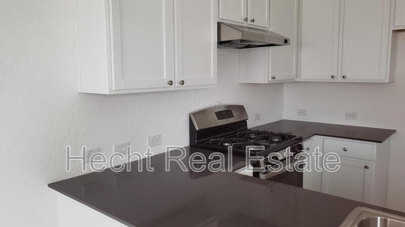 Seguin House: 5911 Coahulia Ridge
