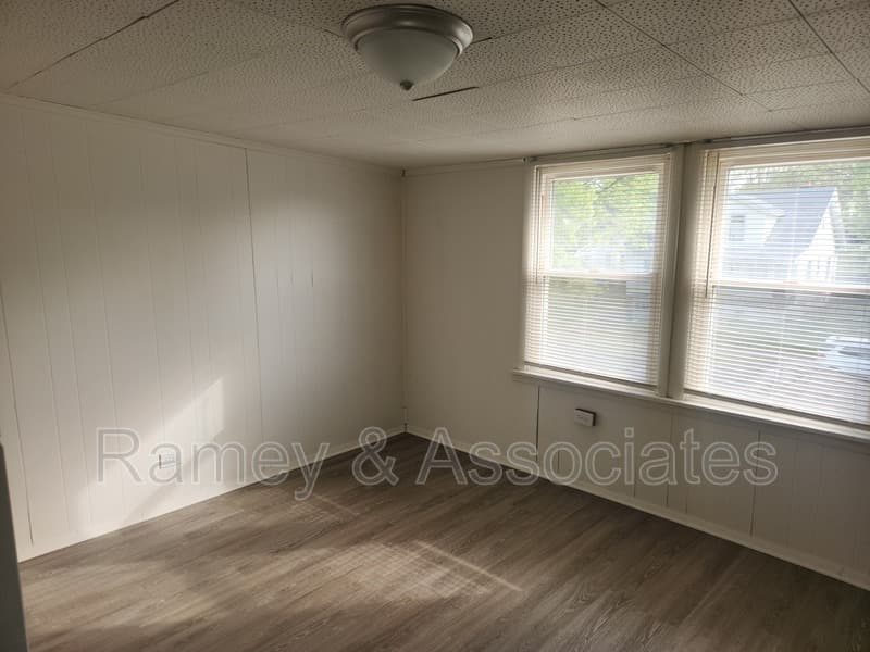 Louisville Condo: 1122 Larchmont Ave