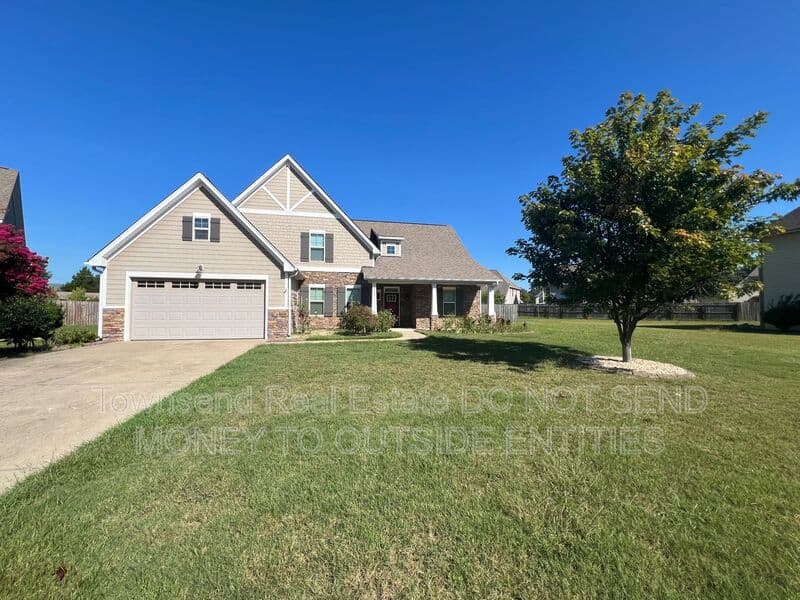 Fayetteville House: 3416 Whispering Meadow Lane