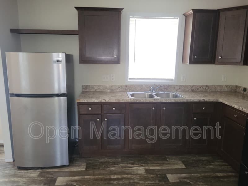 Louisville House: 3416 Kramers Ln