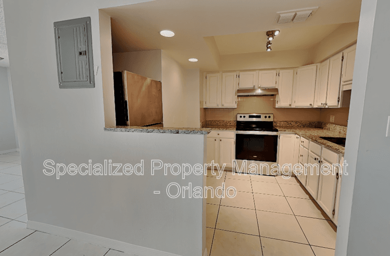 Altamonte Springs Condo: 310 Cherokee Ct