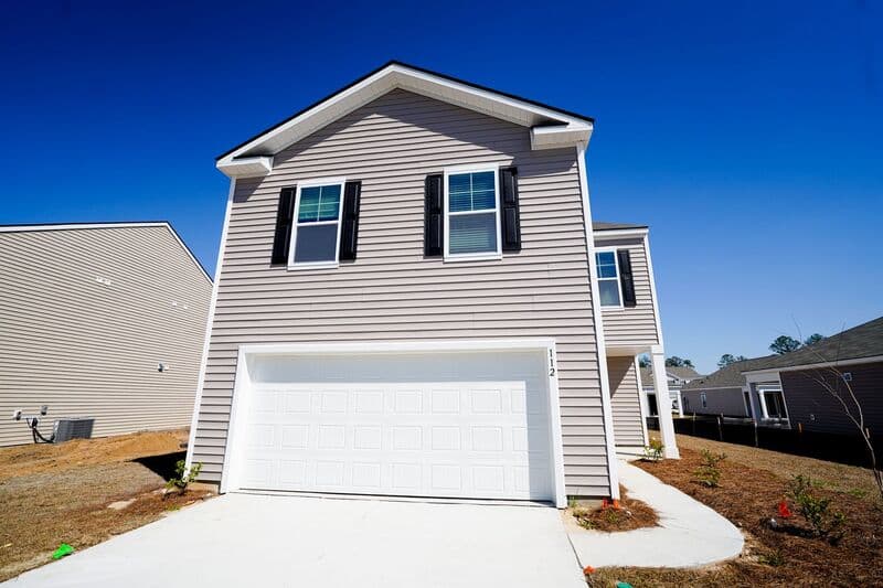 Savannah House: 112 Red Admiral Ln