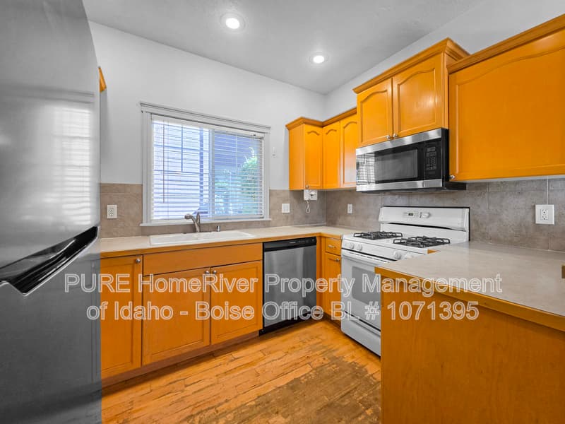 Boise House: 419 W Hale St