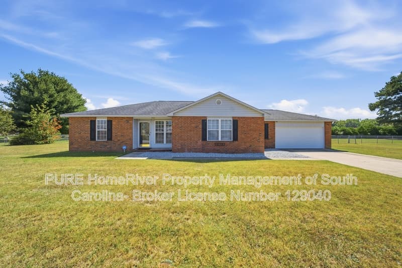 Sumter House: 2900 Lancaster Dr