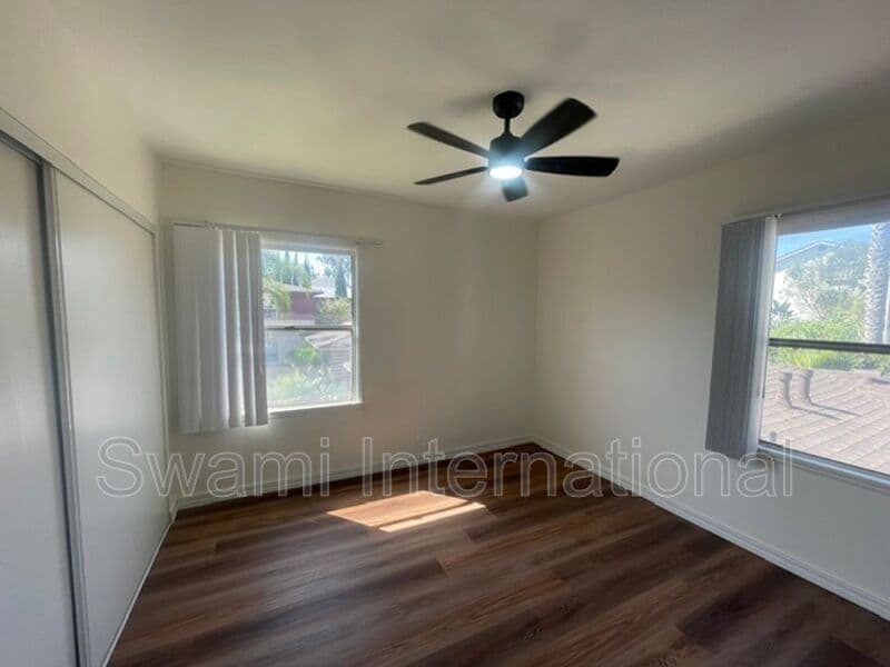 Inglewood Condo: 622 1/2 E. 97th