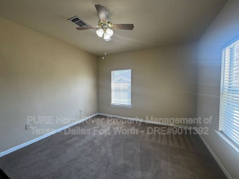 Grapevine Condo: 400 Glade Road