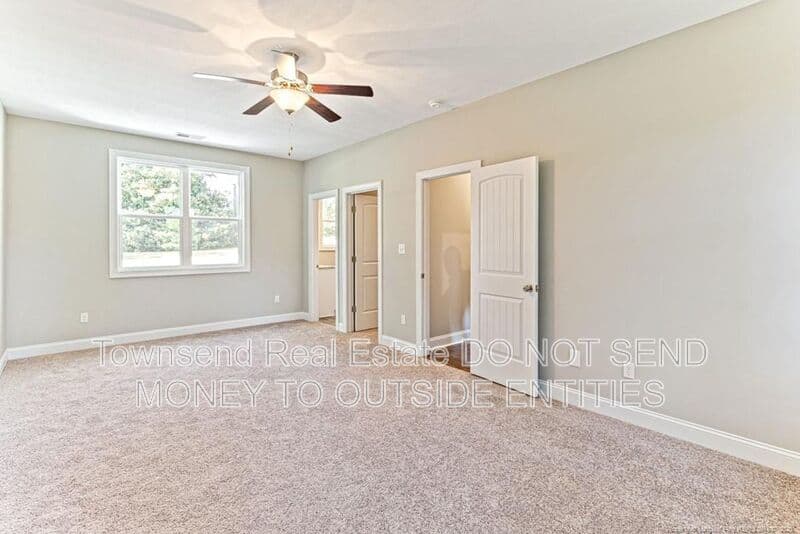 Fayetteville House: 315 Westview Dr.