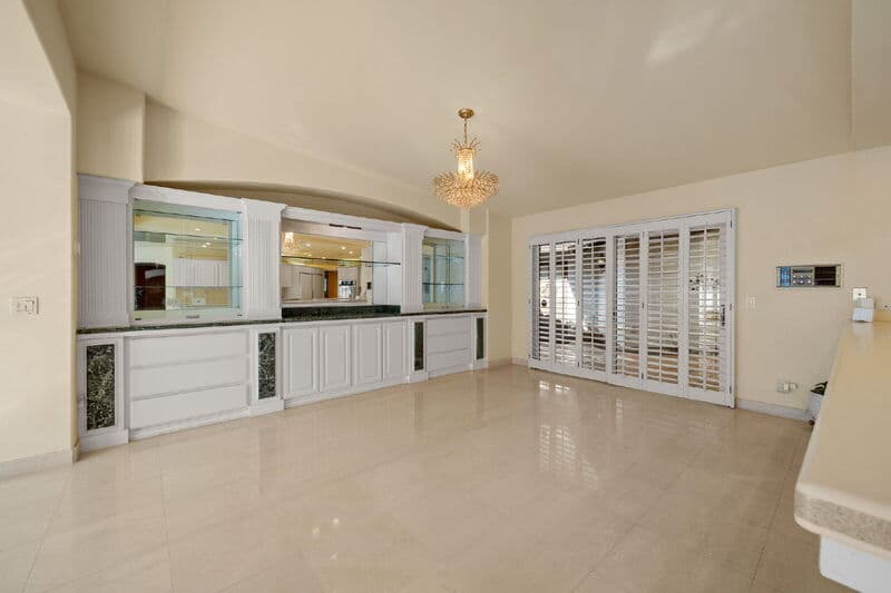 San Diego House: 18714 Bernardo Trails Dr