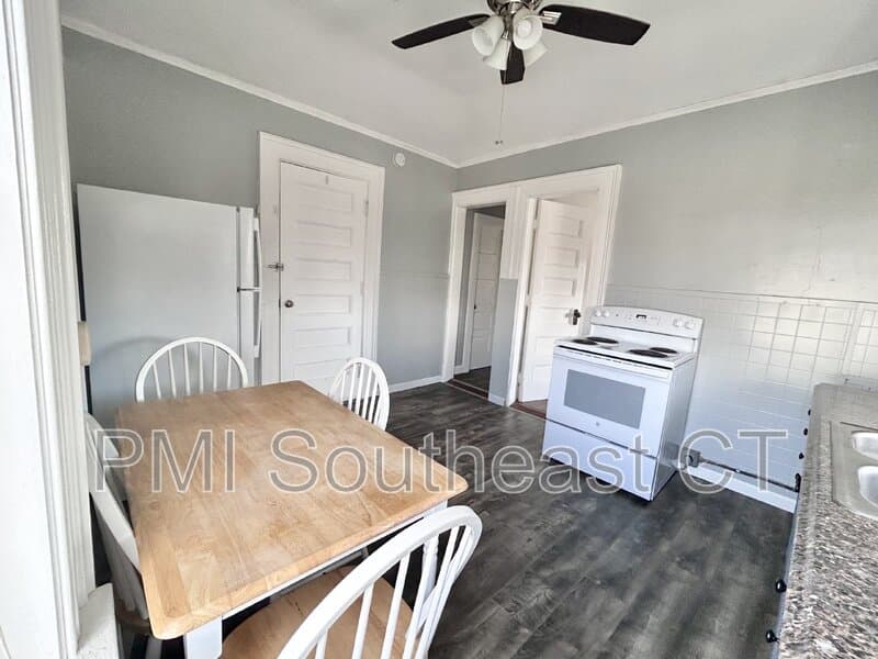 Plainfield Condo: 22 Railroad Ave