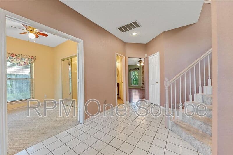 Plano House: 6752 Macintosh Drive
