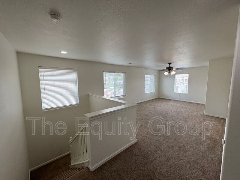 Visalia House: 5928 West Whitley Ave