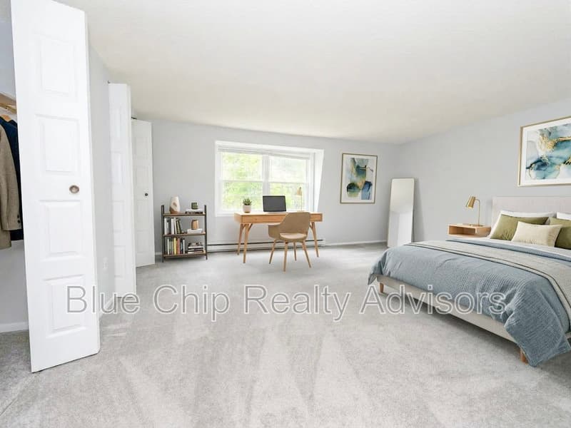 Pelham Condo: 45 Bridge St