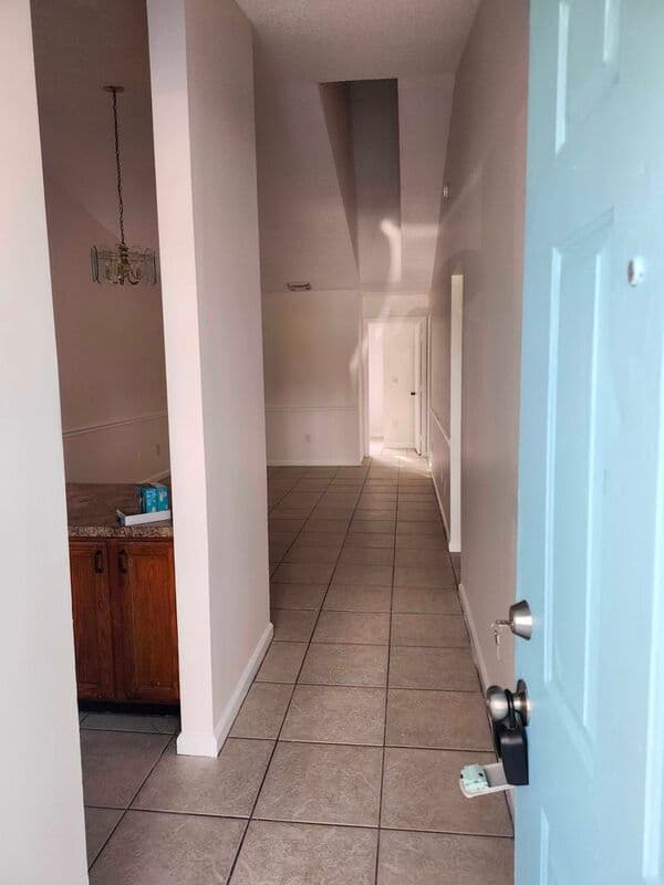 West Palm Beach House: 5214 Stacy Street
