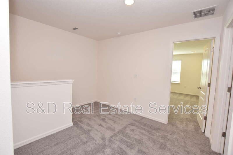 Lakeland House: 3913 Academia Ave.