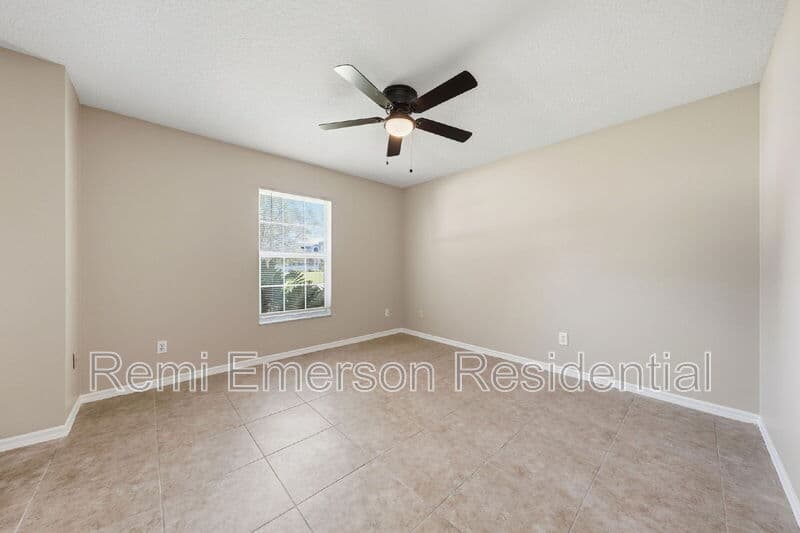 St. Cloud House: 1340 Wood Lake Circle