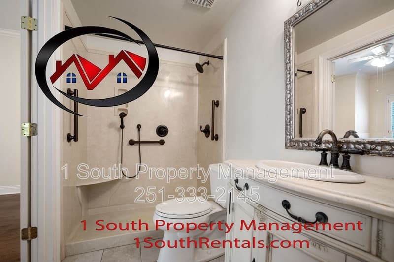 Mobile House: 4272 Bit and Spur Road #16