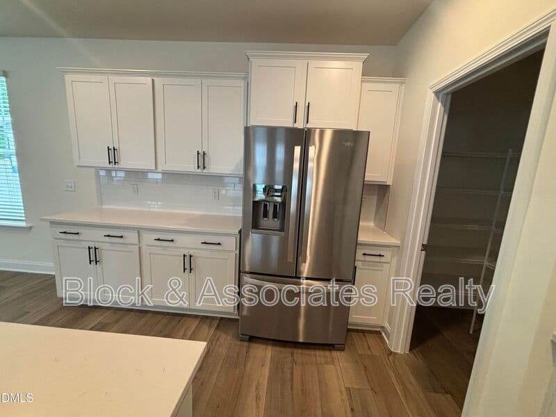 Raleigh House: 5128 Ranger Grove Way