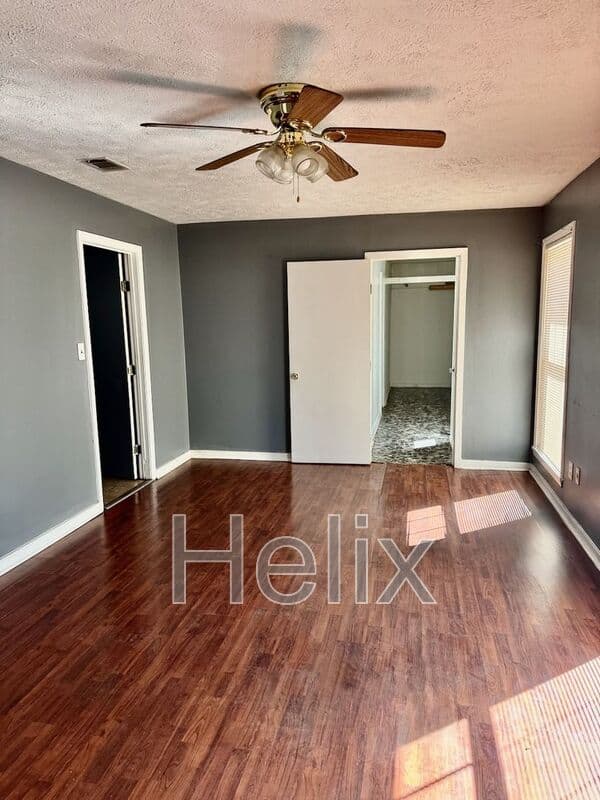 Jackson House: 1654 Camellia Ln