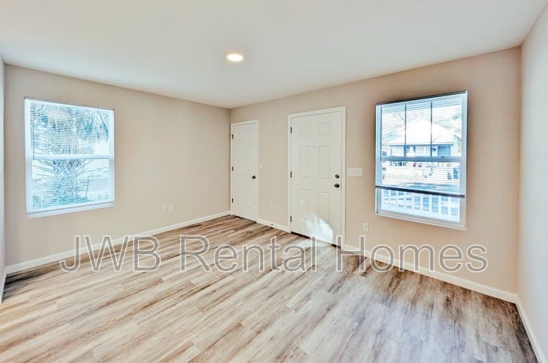 Jacksonville House: 1223 Weare St