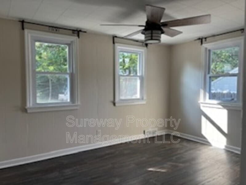 Delanco House: 429 3rd St