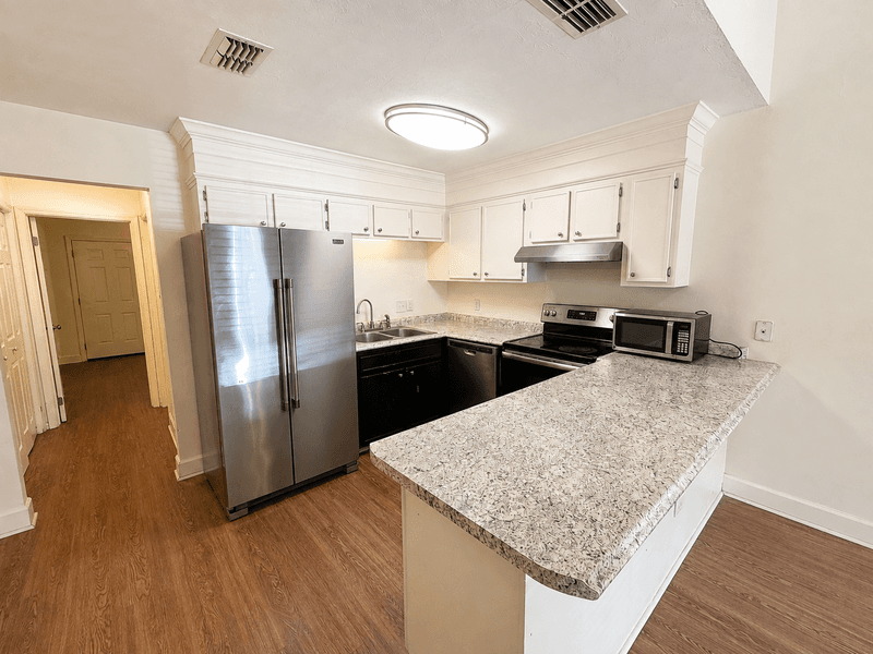Tallahassee Condo: 948 South Lipona Road - 1